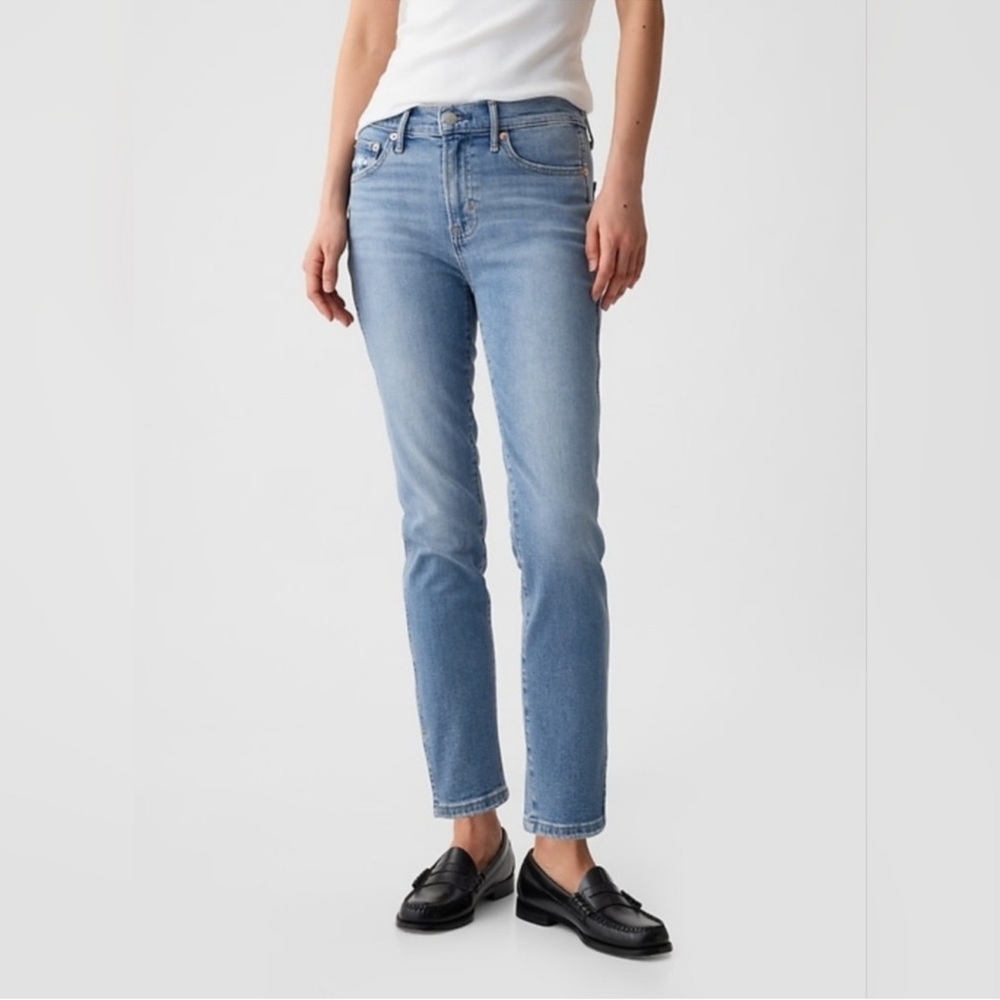 GAP Vintage Silm Mid Rise Jeans